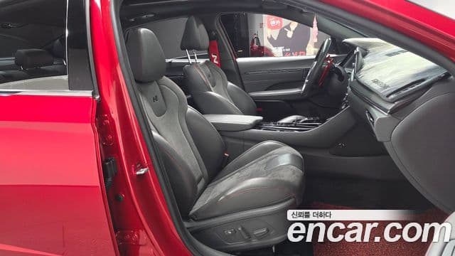 Hyundai Sonata 2020 — ფოტო 9/20