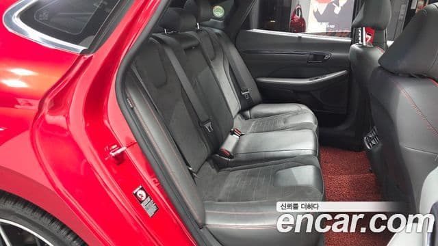 Hyundai Sonata 2020 — ფოტო 12/20