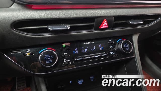 Hyundai Sonata 2020 — ფოტო 17/20