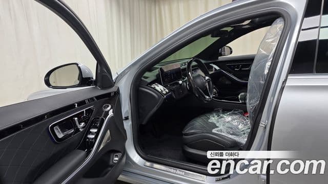 Mercedes-Benz S-Class 2021 — ფოტო 13/20