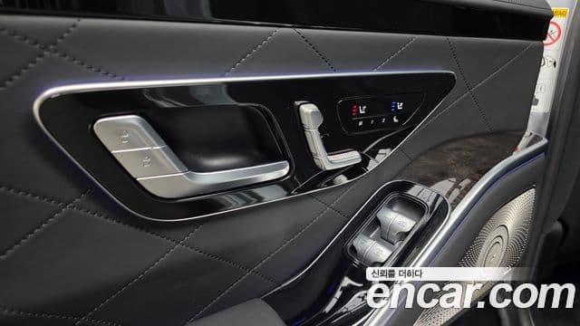 Mercedes-Benz S-Class 2021 — ფოტო 18/20