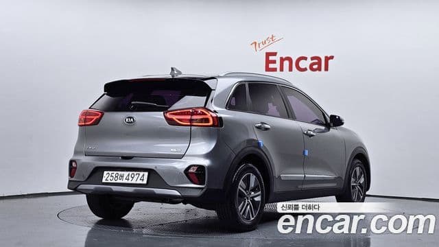 Kia Niro 2019 — Şəkil 2/20