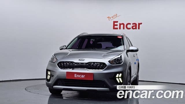Kia Niro 2019 — Şəkil 19/20