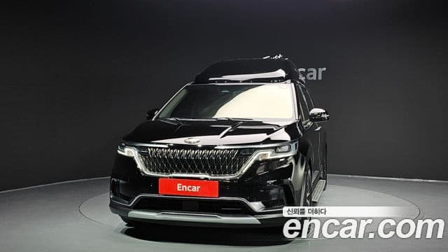 Kia Carnival 2021 — Фото 3/20