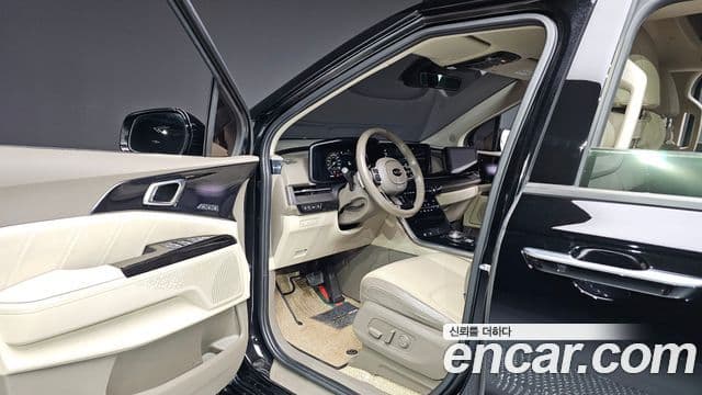 Kia Carnival 2021 — Фото 10/20