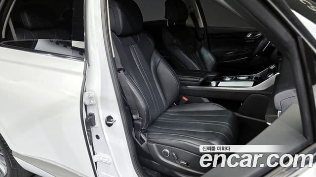 Genesis GV80 2021 — ფოტო 12/20