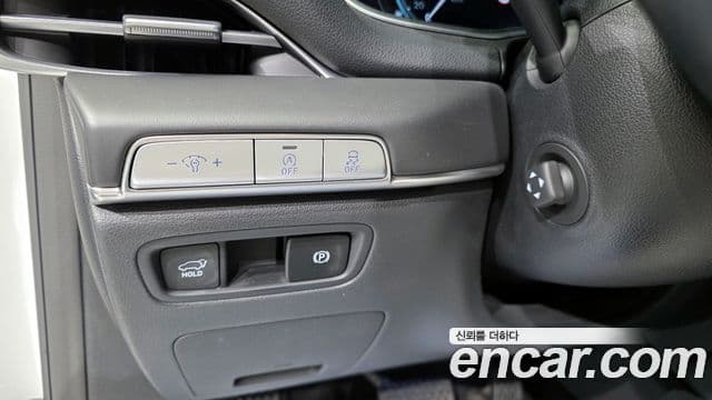 Genesis GV80 2021 — ფოტო 15/20