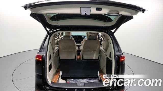 Kia Carnival 2021 — Şəkil 20/20