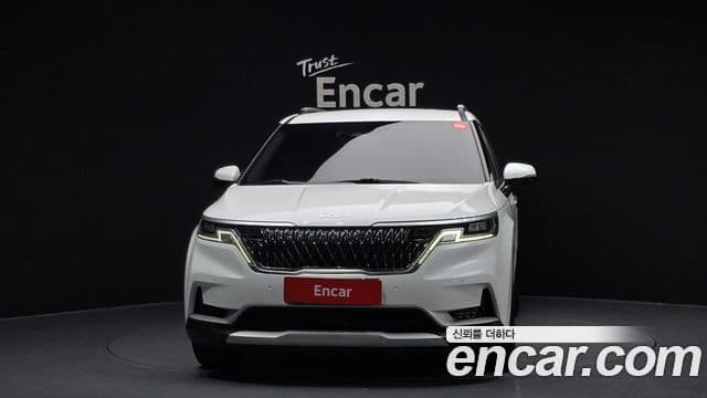 Kia Carnival 2021 — ფოტო 3/20