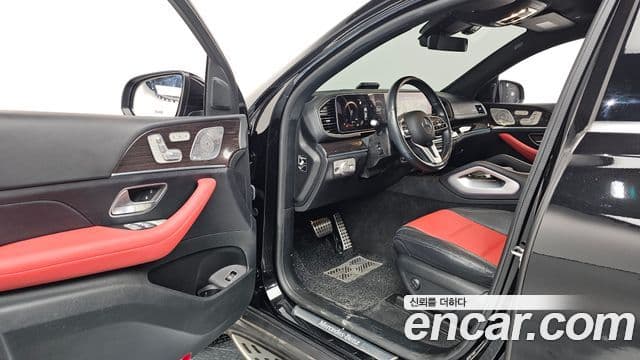 Mercedes-Benz GLE-Class 2021 — Фото 8/20