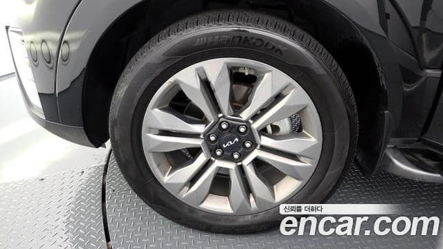 Kia Mohave The Master 2024 — Photo 18/20