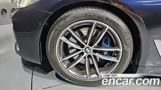 BMW 5 Series 2021 — Şəkil 14/20