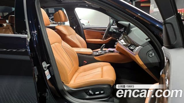 BMW 5 Series 2021 — Şəkil 20/20