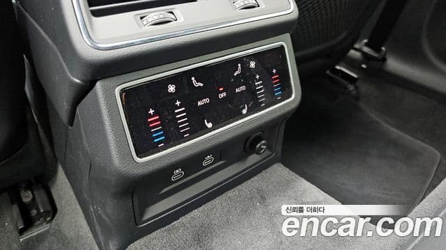 Audi A6 2022 — Şəkil 17/20