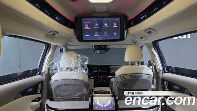 Kia Carnival 2022 — Şəkil 17/20