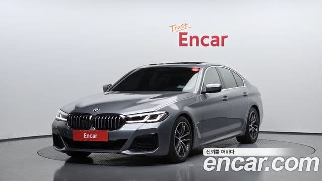 BMW 5 Series 2023 — ფოტო 20/20