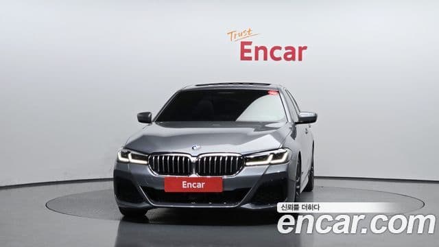BMW 5 Series 2023 — ფოტო 2/20