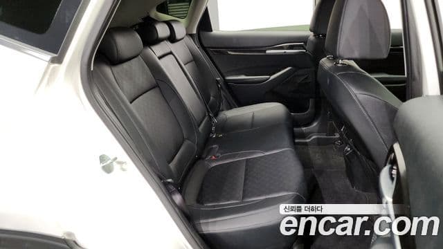 Kia Seltos 2022 — Şəkil 12/20