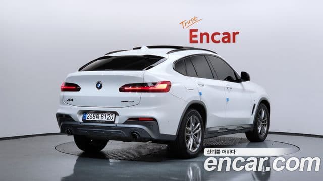 BMW X4 2021 — Şəkil 1/19