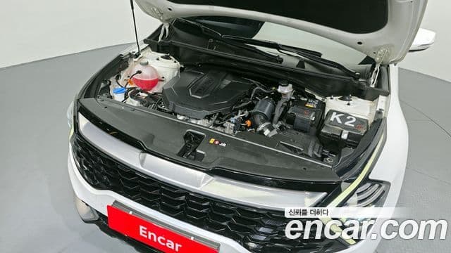 Kia Sportage 2022 — ფოტო 6/20