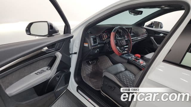 Audi Q5 2020 — Şəkil 10/20
