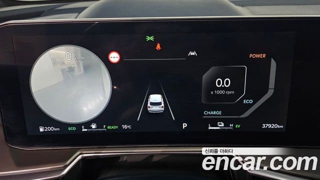 Kia Sorento 2023 — ფოტო 8/20