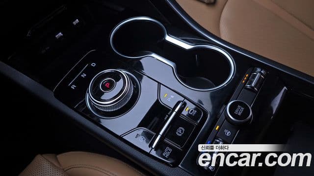 Kia K5 2020 — ფოტო 9/20