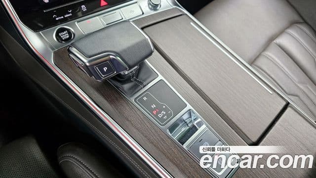 Audi A7 2022 — Şəkil 9/20