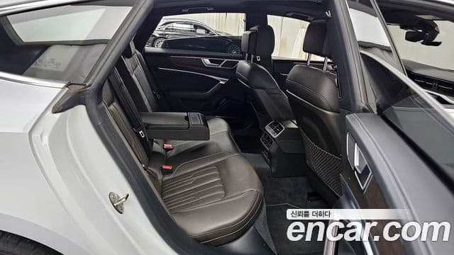 Audi A7 2022 — Şəkil 12/20