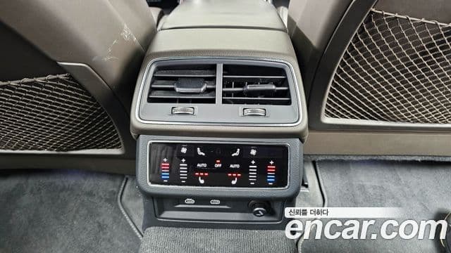 Audi A7 2022 — Şəkil 18/20