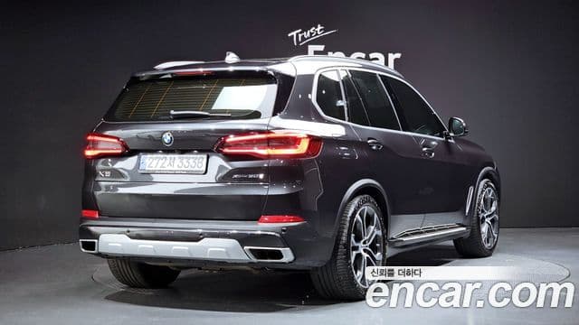 BMW X5 2022 — ფოტო 2/20