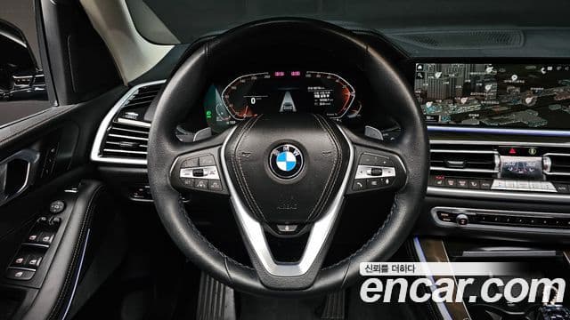 BMW X5 2022 — ფოტო 14/20