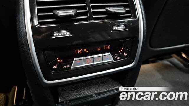 BMW X5 2022 — ფოტო 17/20
