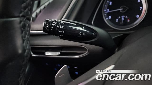 Hyundai Sonata Hybrid 2019 — ფოტო 17/20