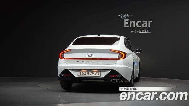 Hyundai Sonata 2021 — Фото 4/20
