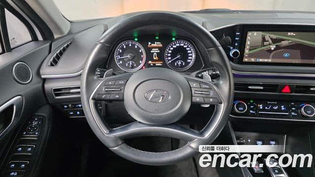 Hyundai Sonata 2021 — Фото 13/20