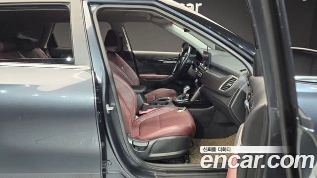 Kia Seltos 2019 — ფოტო 8/20