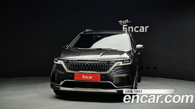 Kia Carnival 2022 — Фото 2/20