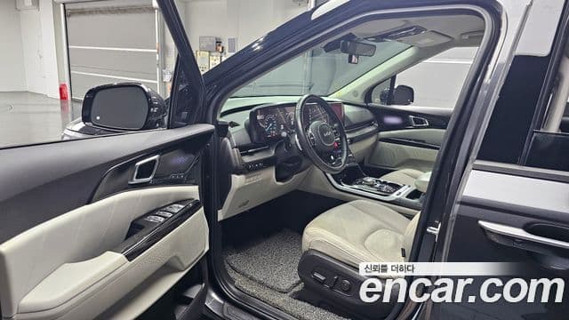 Kia Carnival 2022 — Фото 8/20