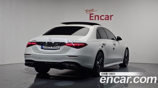 Mercedes-Benz S-Class 2022 — ფოტო 2/20