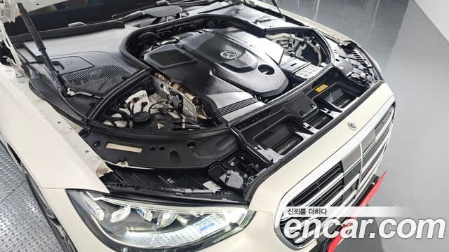Mercedes-Benz S-Class 2022 — ფოტო 6/20