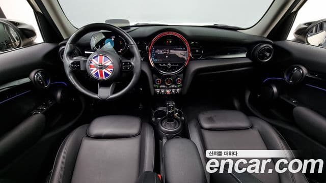 Mini Cooper S 2022 — ფოტო 6/20