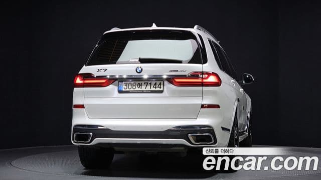 BMW X7 2022 — фото 4 из 20
