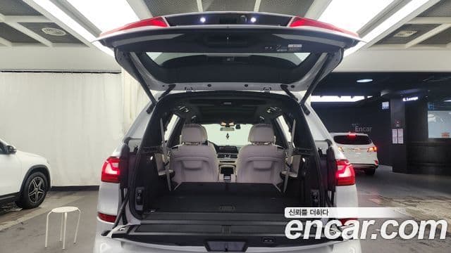 BMW X7 2022 — ფოტო 20/20