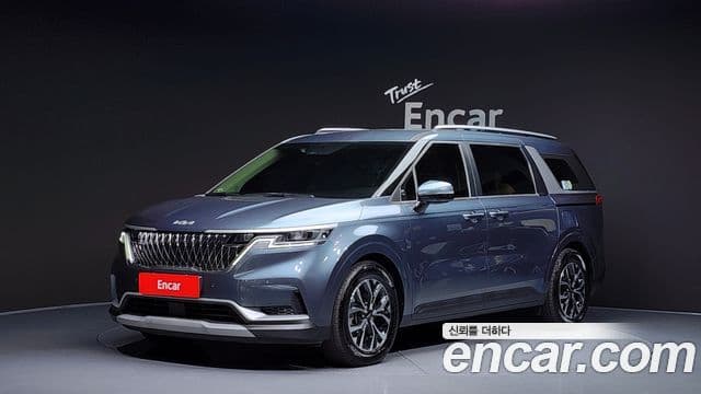 Kia Carnival 2021 — Photo 2/20