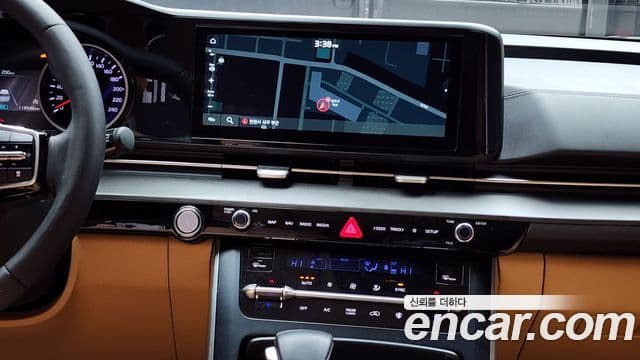 Kia Carnival 2021 — Photo 15/20