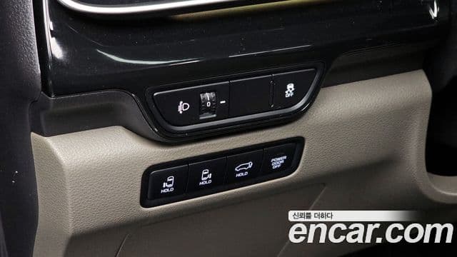Kia Carnival 2024 — Фото 15/20