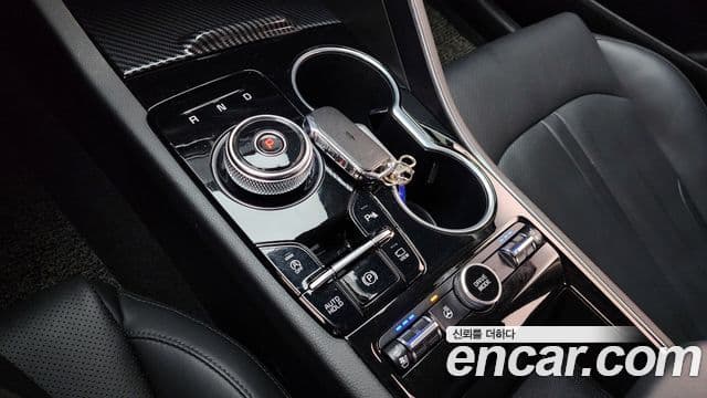 Kia K5 2020 — ფოტო 9/20