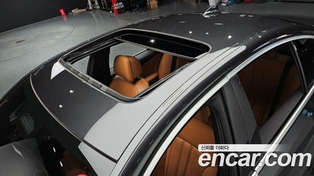 BMW 5 Series 2021 — Şəkil 19/20