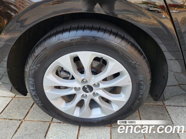 Kia K8 2023 — Photo 14/18